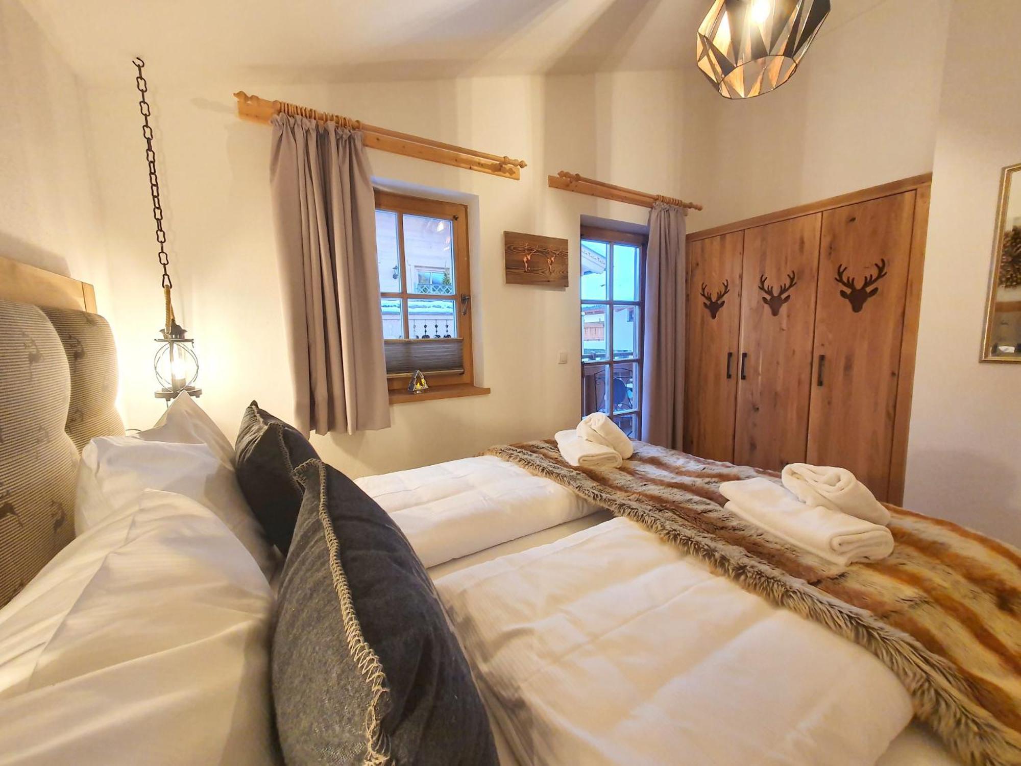 נידרנסיל Alpen Chalets Zell Am See מראה חיצוני תמונה