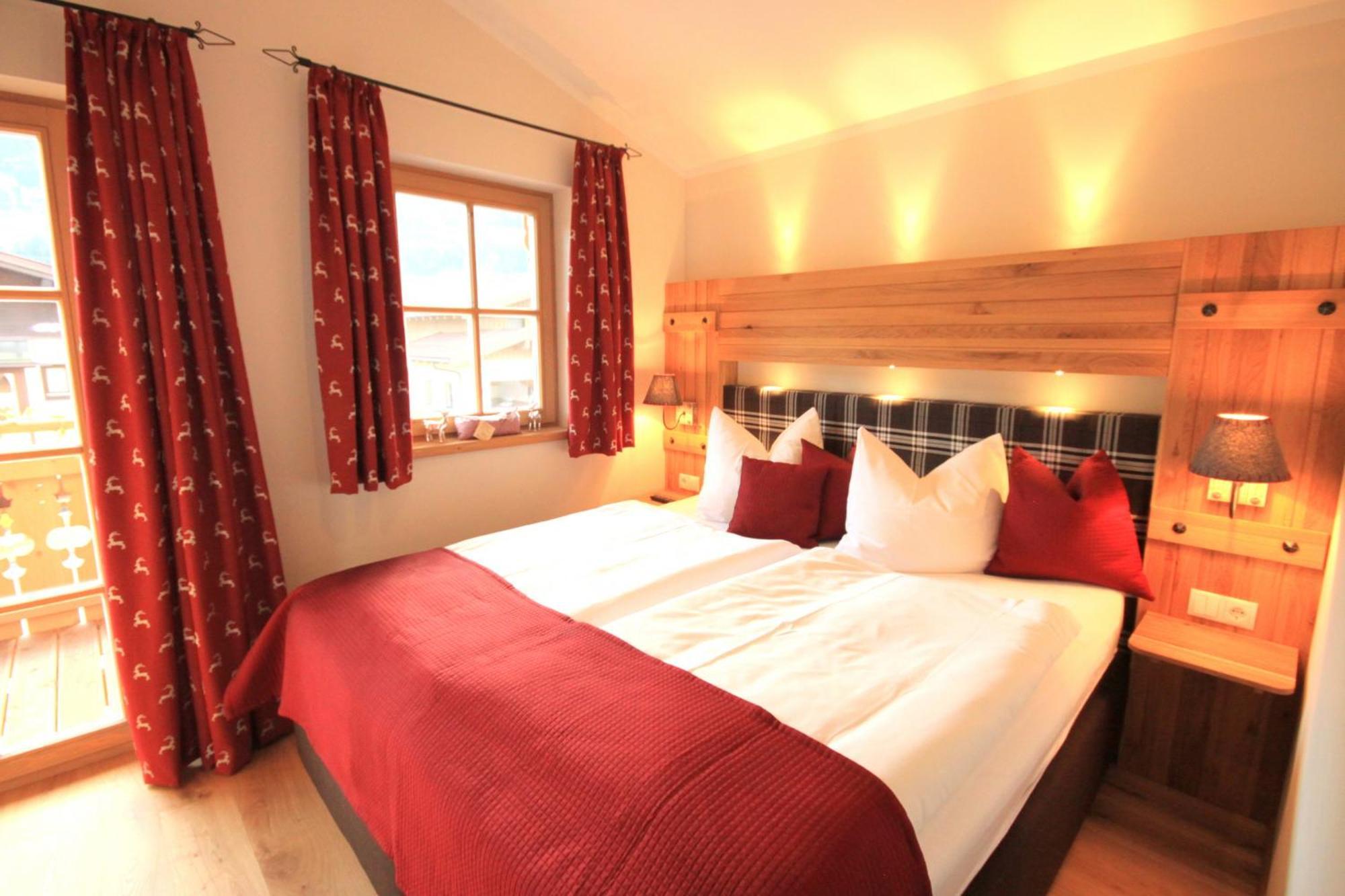 נידרנסיל Alpen Chalets Zell Am See מראה חיצוני תמונה